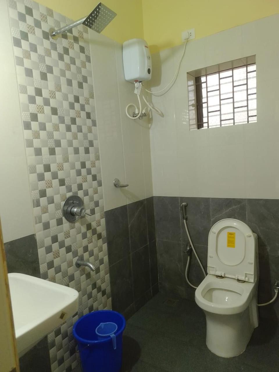 One Love Guest House 莫尔吉姆 外观 照片