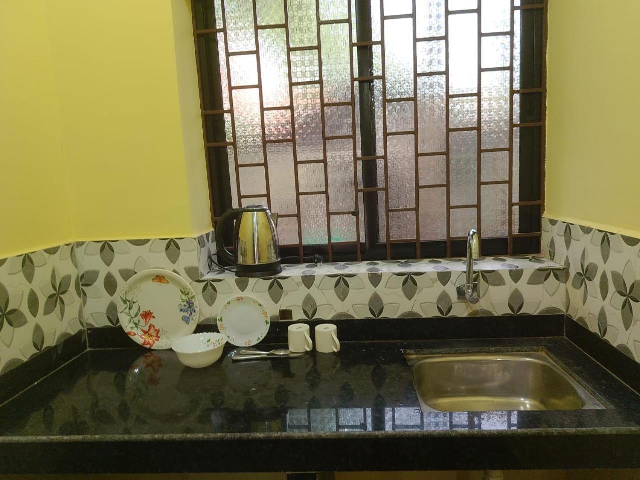 One Love Guest House 莫尔吉姆 外观 照片
