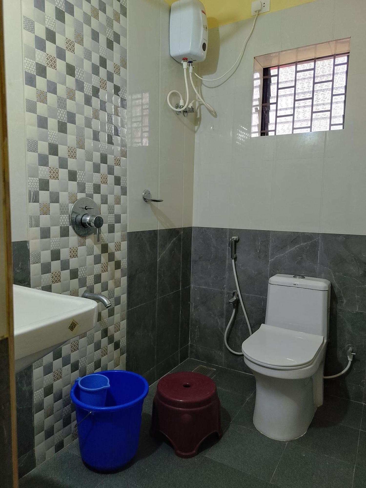 One Love Guest House 莫尔吉姆 外观 照片
